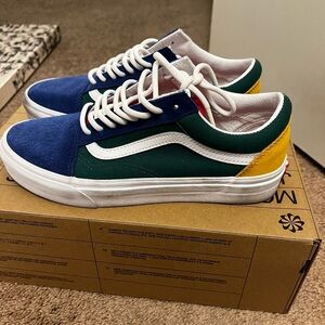 Vans Yacht Club Old Skool Sneakers like new